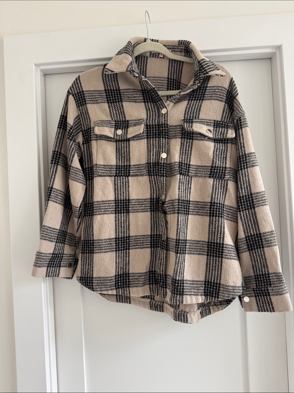 Women's Beige & Black Plaid Utility Shacket Jacket